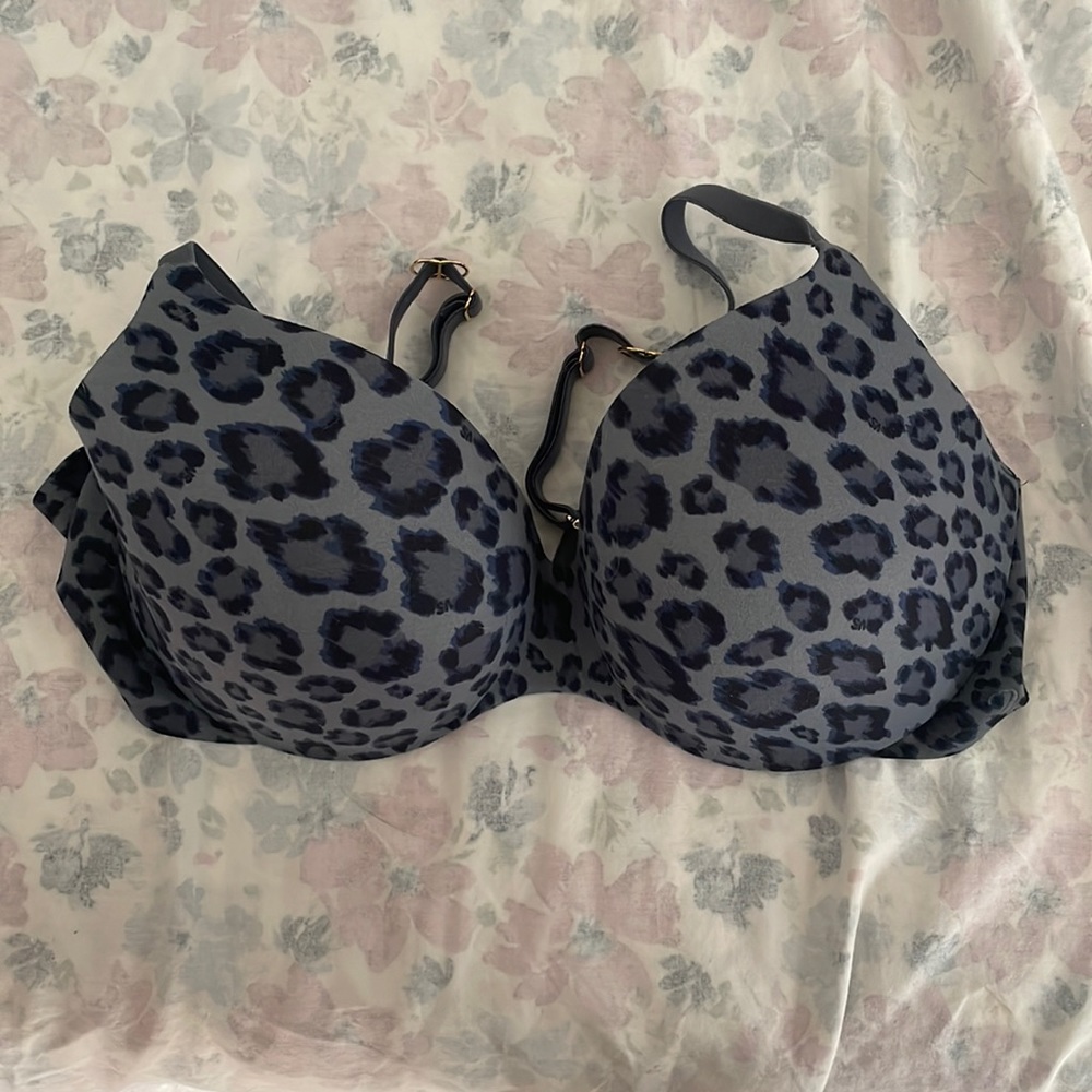 Victoria’s Secret push up bra